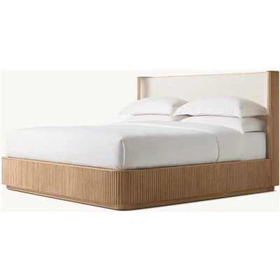 Кровать размера королевы